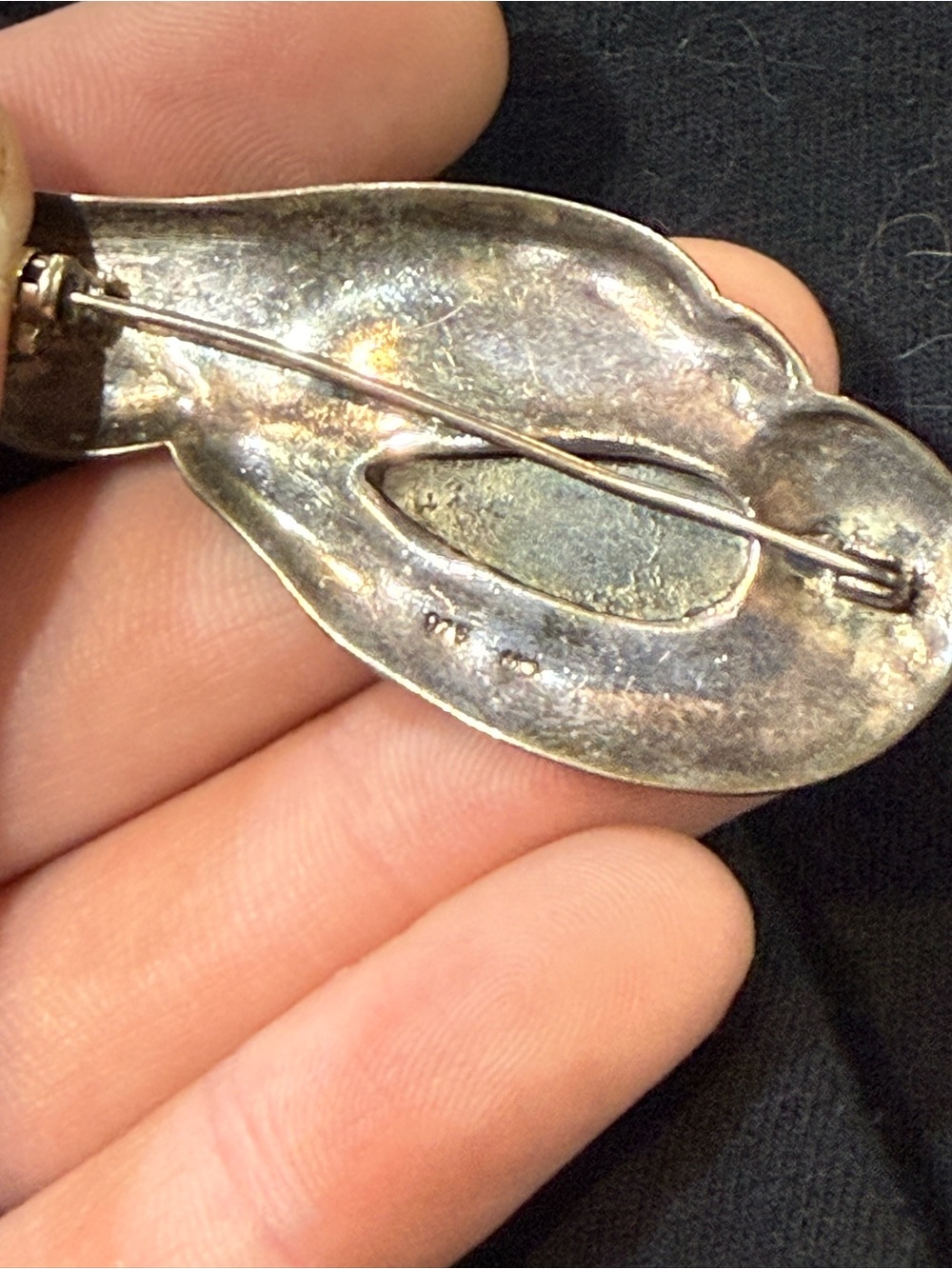 Sterling silver Marcasite Teardrop Wing Pendant with Black Onyx - Picture 3 of 6